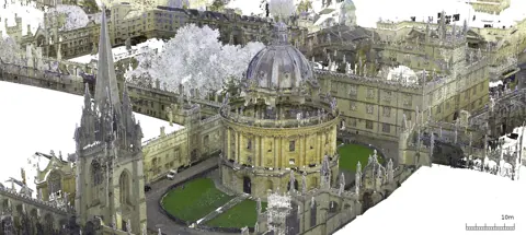 地面雷射掃描取得的 Radcliffe Camera 與 Bodleian 圖書館彩色點雲，以及其他場址的 TLS 地圖視角